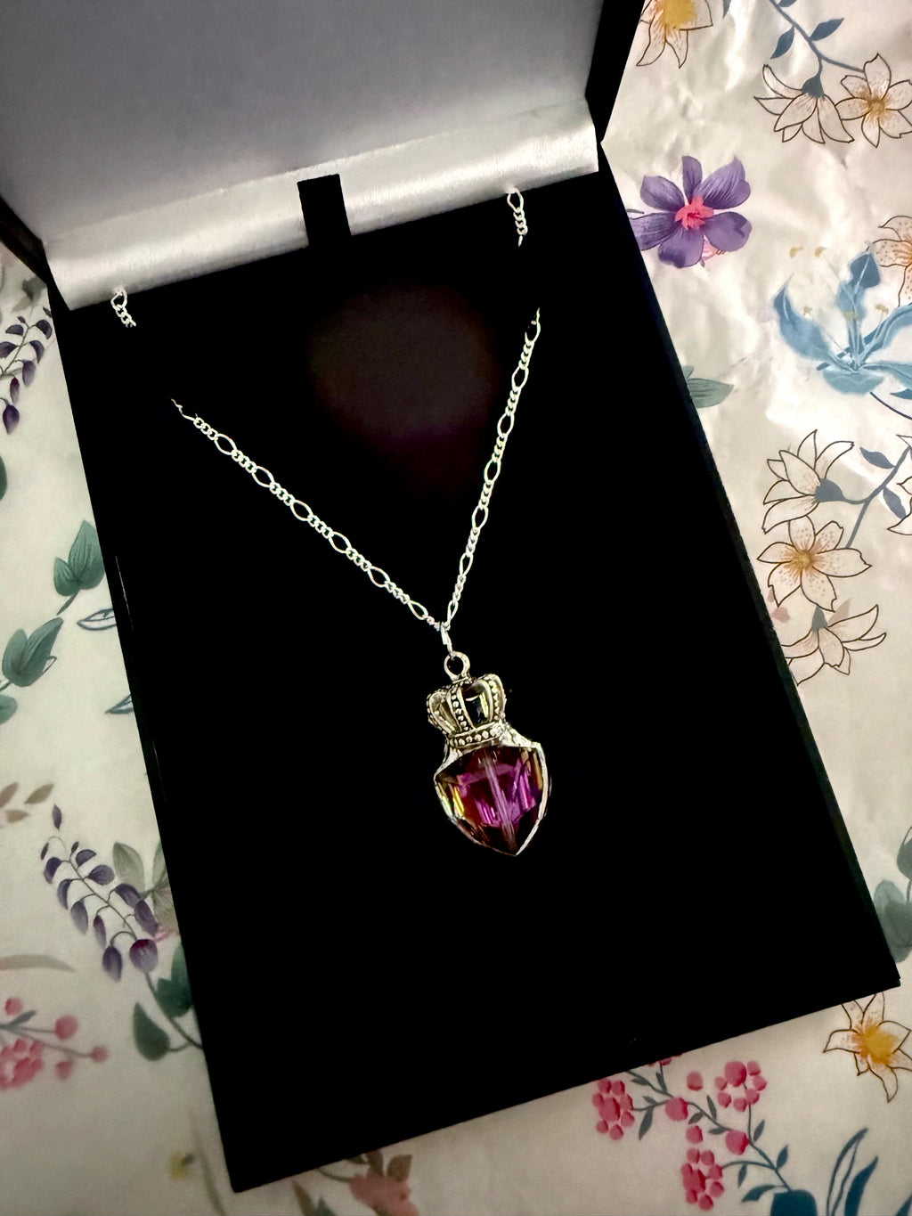 💜 New Crown Necklace 💜